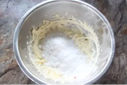 Make Little mushroom cookies step 1