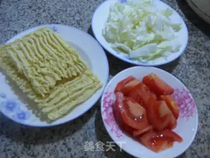 Make Tomato cabbage. Noodles step 0