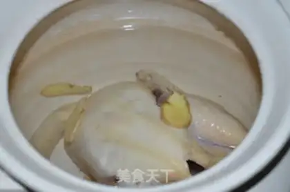 Make Red mushroom chicken soup step 3