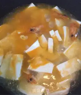 Make Shrimp tofu soup step 4