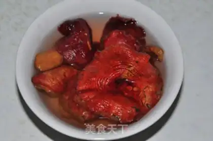 Make Red mushroom chicken soup step 5