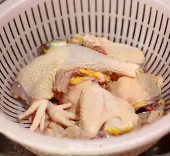 Make Squirt-breed chicken soup step 2