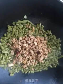 Make Salt-cracked bean fried meat step 10