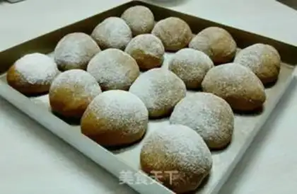 Make All-cream coconut red sugar bread step 6