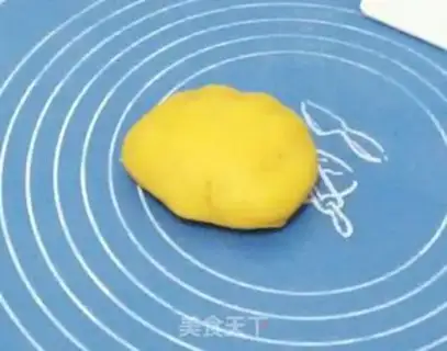 Make Tea bunny cookies step 6