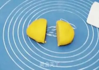 Make Tea bunny cookies step 7