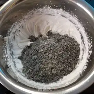 Make Black Sesame Mascaron step 4
