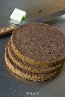 Make Chocolate cream cake step 9