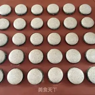 Make Black Sesame Mascaron step 12