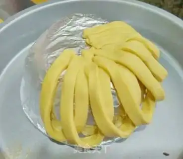 Make Creative bread step 8