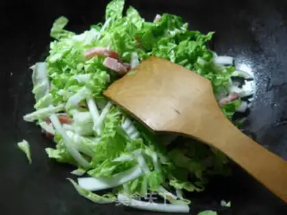 Make Salted cabbage for dry silk step 2
