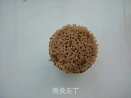 Make Rose chocolate cupcakes step 14