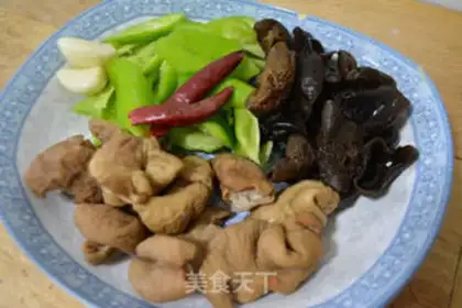 Make Pilli pepper, fat and fat step 0