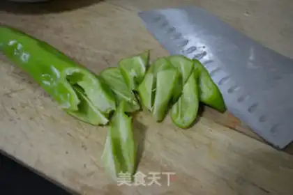 Make Pilli pepper, fat and fat step 1
