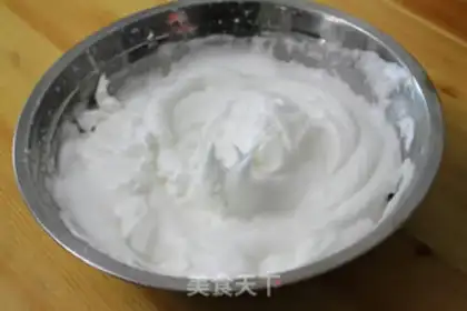Make Peach cake rolls step 5