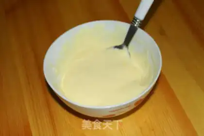 Make Peach cake rolls step 6