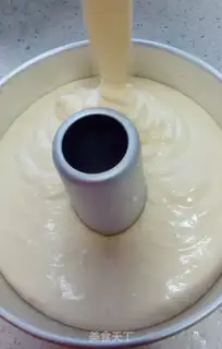 Make Six-inch mid-air sponge cake step 10