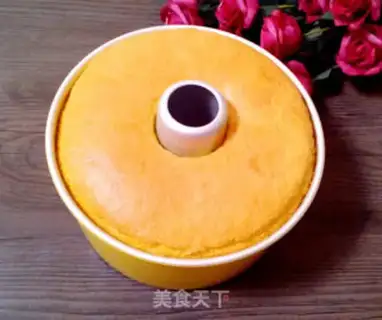 Make Six-inch mid-air sponge cake step 13