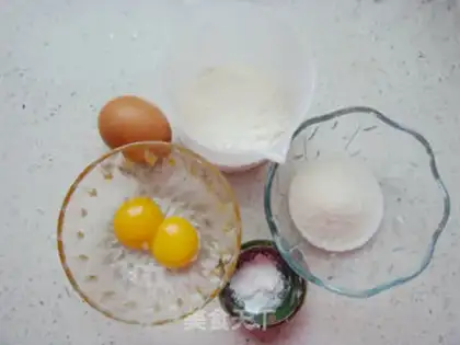 Make Egg yolk step 0