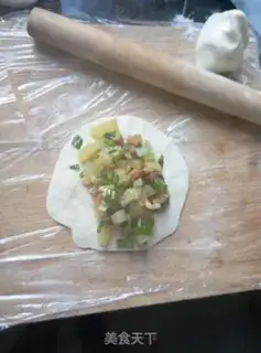 Make Potato pickles, greasy buns step 2