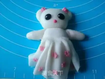 Make Bear rolls sugar cake step 16