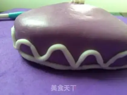 Make Roll the candy cake ring box step 13