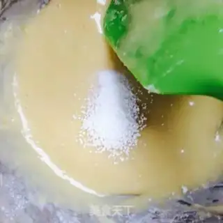 Make The original Madeleine step 4