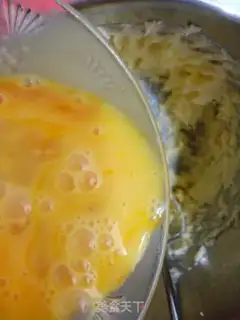 Make Coconut ball step 1