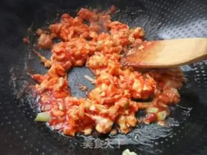 Make Eggs fried pasta step 4