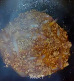 Make A simple pasta step 1