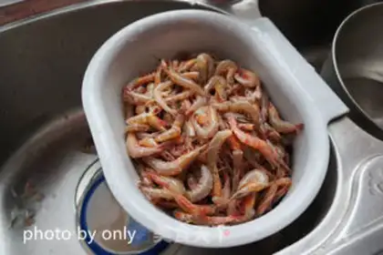 Make Civilian shrimp cyanide production step 0