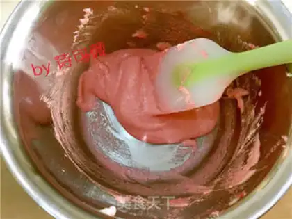 Make Heart-shaped macaron step 8