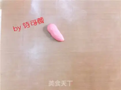 Make Heart-shaped macaron step 10