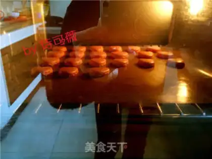 Make Heart-shaped macaron step 15