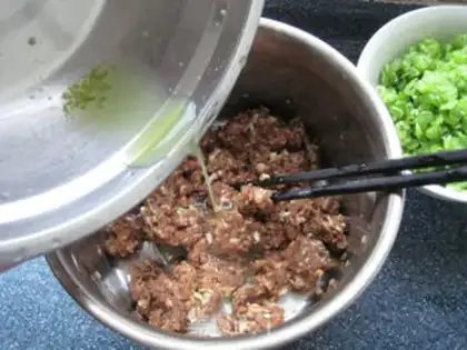 Make Pork lentils step 7