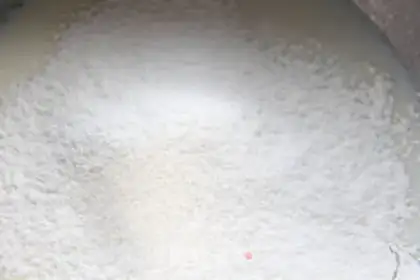 Make Savallin twirling cake step 1