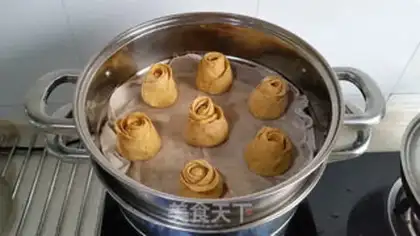 Make Pumpkin rose buns step 11