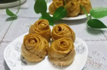 Make Pumpkin rose buns step 13