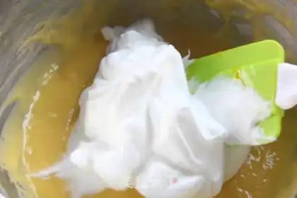 Make Savallin twirling cake step 4