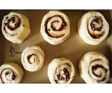 Make Blueberry dry cinnamon rolls step 5