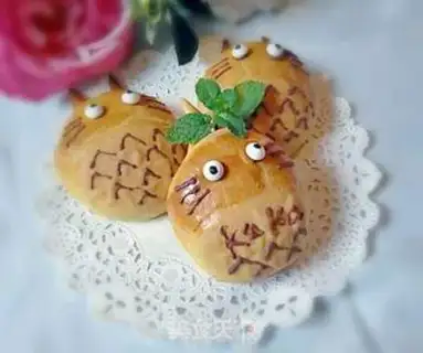 Make Dragon cat bread step 12