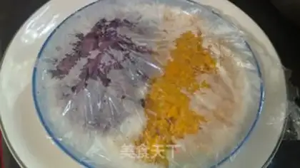 Make Rainbow dumplings step 1
