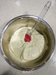 Make Rose cream cake step 4