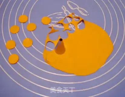 Make ♪ Flowers over sugar cupcakes ♪ step 5
