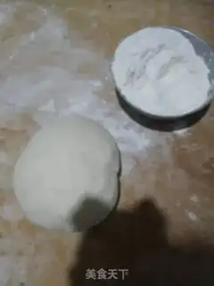 Make Five onion rolls step 0