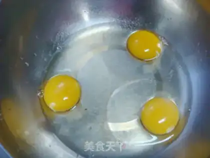 Make SpongeBob cake step 1