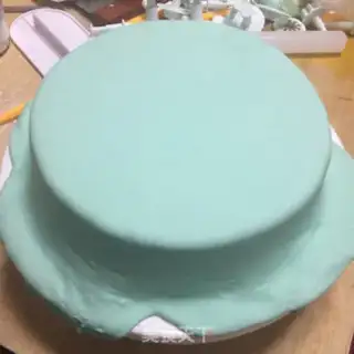 Make Snow dolls flipping candy cakes step 2