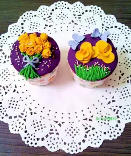 Make ♪ Flowers over sugar cupcakes ♪ step 26