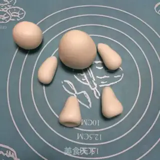 Make Snow dolls flipping candy cakes step 8