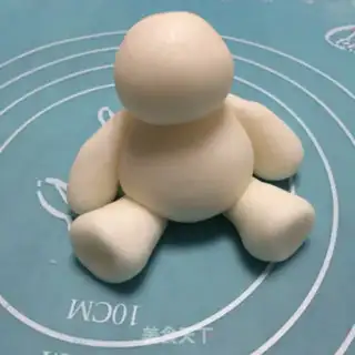 Make Snow dolls flipping candy cakes step 9
